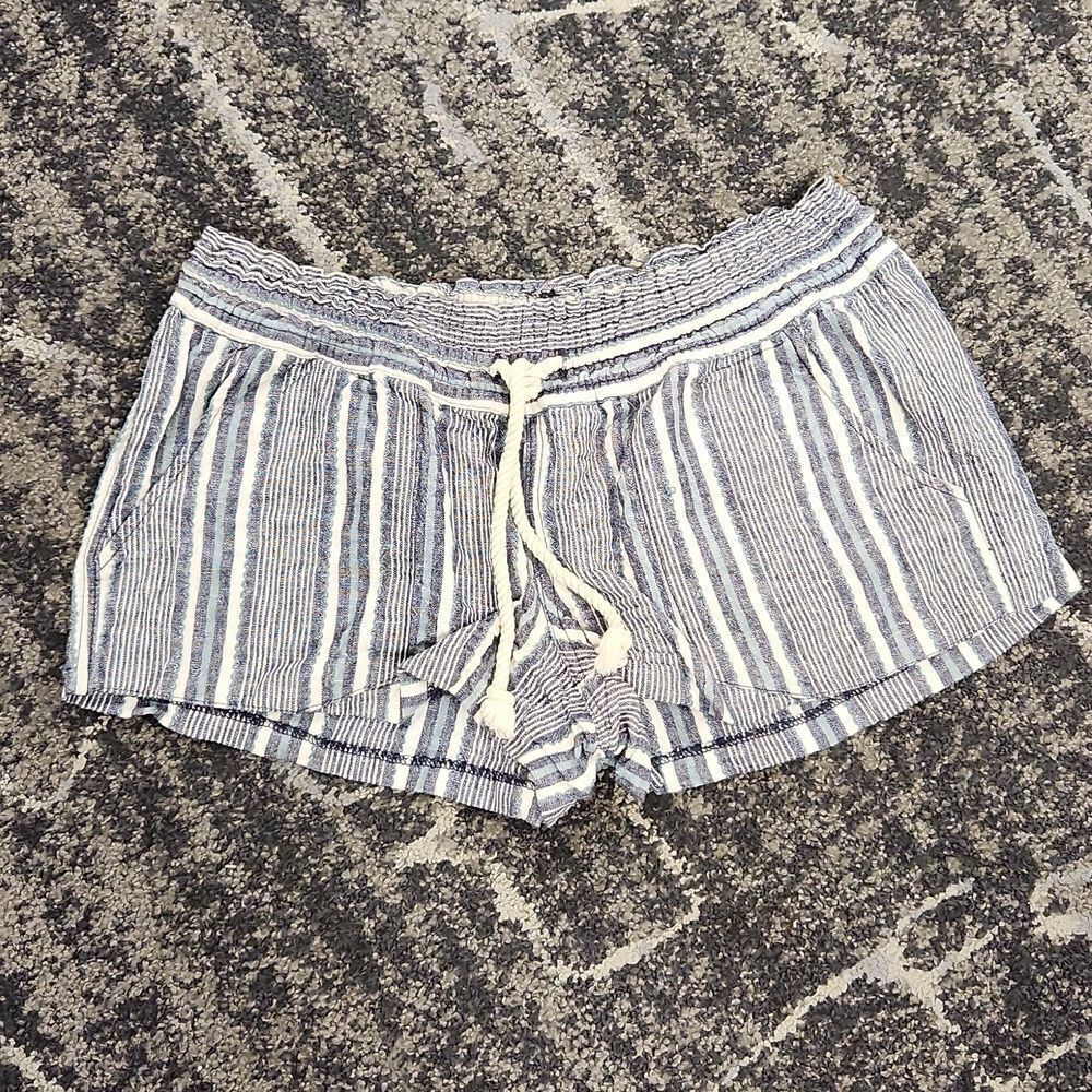 Roxy Shorts 12